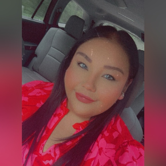 Meet your Posher, Mitzi - Picture 1 of 1